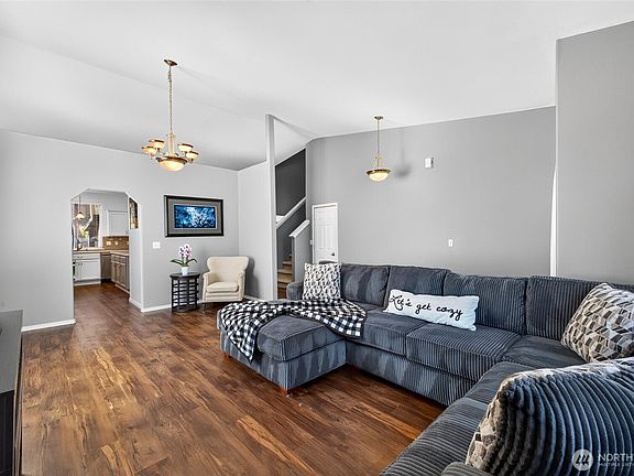 4th image of 21024 Springhaven Way E