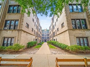 631 W Roscoe St APT M1, Chicago, IL 60657