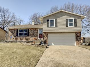 2847 N Primrose Ln, Decatur, IL 62526