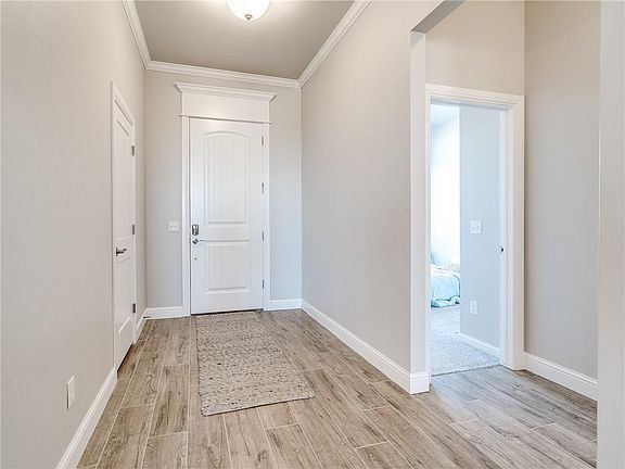 3rd image of 16704 Aragon Ln