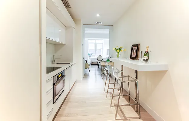 Sold by Nest Seekers International | media 2