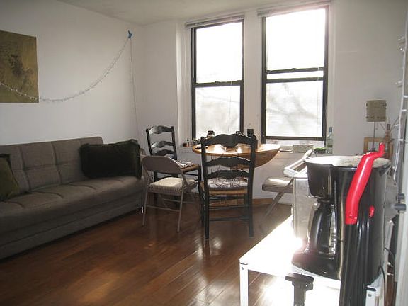 2nd image of 2463 27th St APT 32