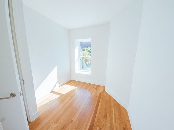 5th image of 125 Lefferts Pl APT 4A