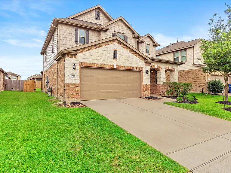 22611 Bellwick Ridge Ln — Photo 3