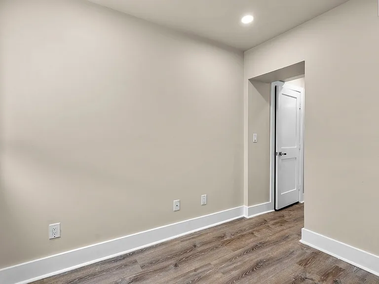 3150 Buena Vista Ter SE — Photo 25