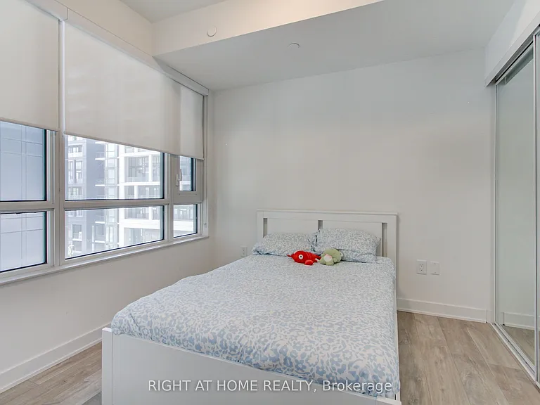 70 Princess St #312B — Photo 17