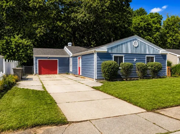 1917 Malvern Way, South Bend, IN 46614