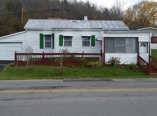 476 Carline Ave, Tazewell, VA 24651