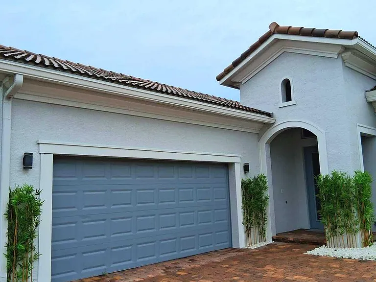 22001 SW Tivolo Way — Photo 2