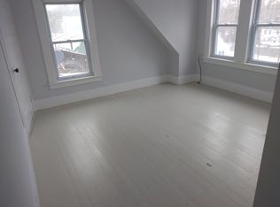 405 Main St APT C, Springvale, ME 04083