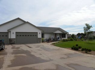 N7142 Sunrise Ln, Holmen, WI 54636