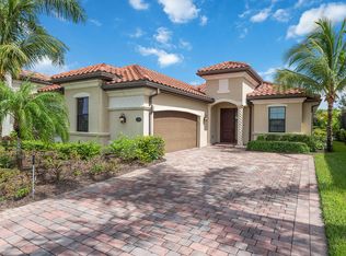 2854 Aviamar Cir, Naples, FL 34114