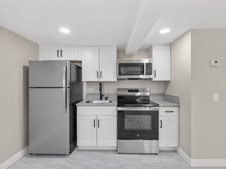 1st image of 1331 W Speedway Blvd APT 3