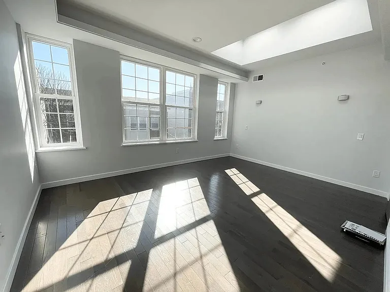 1334 N 7th St #2R — Photo 24