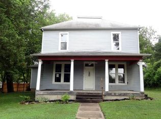 910 Fremont St, Baldwin city, KS 66006