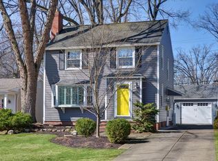 508 Oakmoor Ave, Bay Village, OH 44140