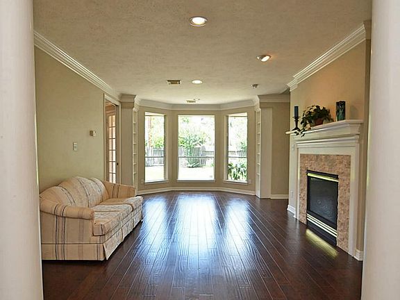 4th image of 24714 Bay Hill Blvd