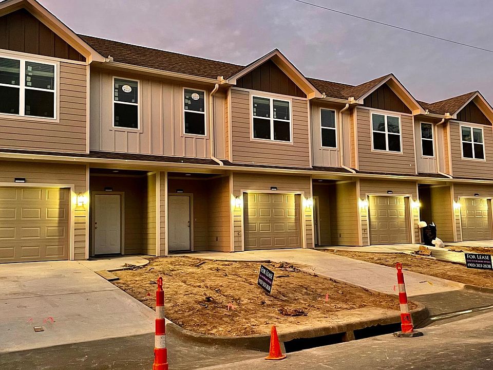 1st image of 10670-10662 Washita Dr #10668