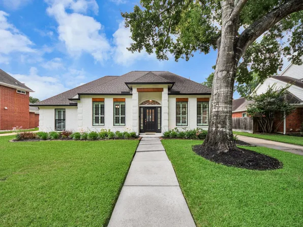2203 Country Mile Ln, Richmond, TX 77406
