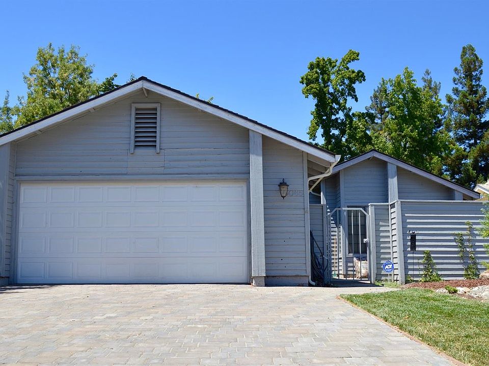 1st image of 3065 Sea Gull Ln
