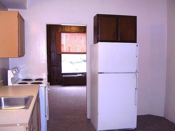 5th image of 604 Central Ave