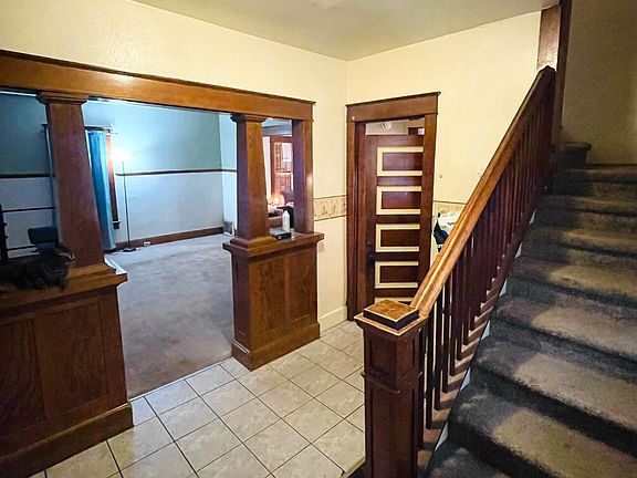 3rd image of 822 Richie Ave