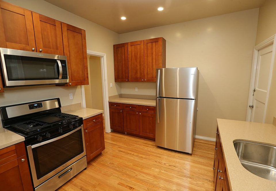 1st image of 1701 North Pt APT 101