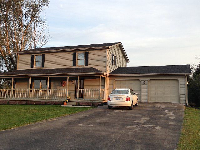 2nd image of 417 Meadow Dr