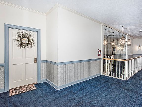 5th image of 2604 E 2nd St #F6