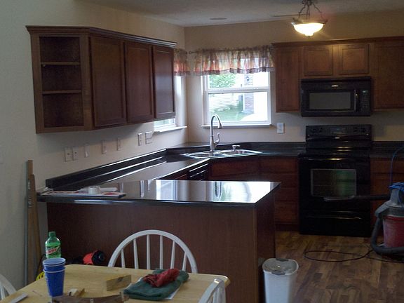 3rd image of 1075 Wendover Ave