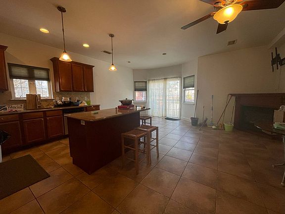 5th image of 147 Kirshon Ave #2