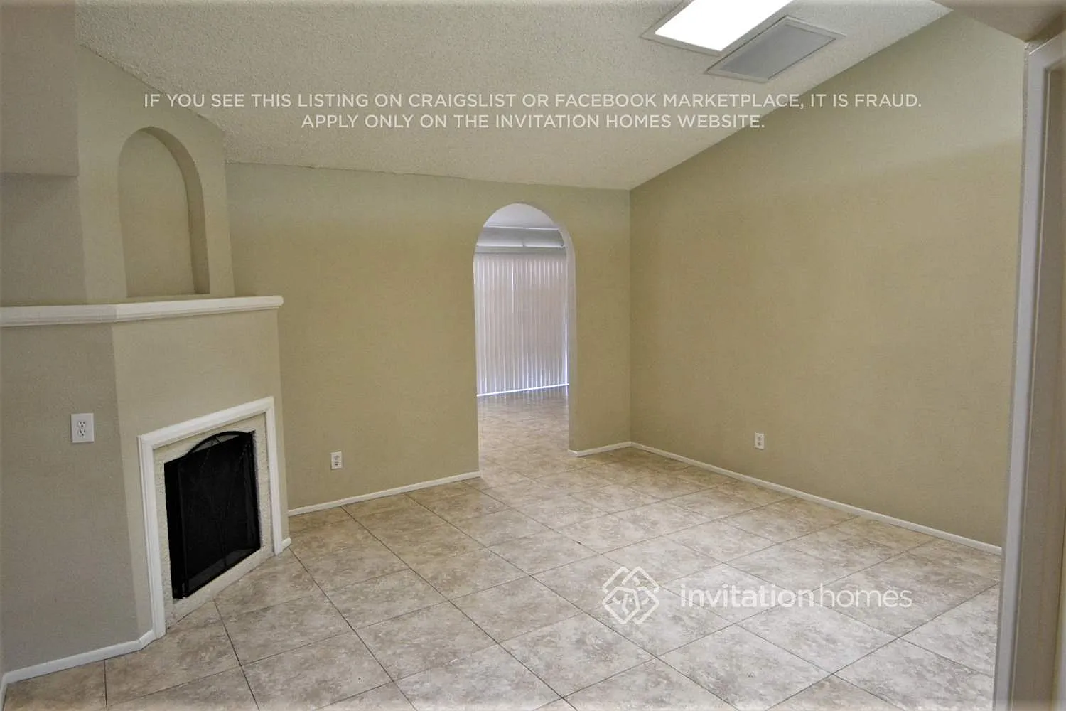 13815 N 45th Ave Glendale, AZ 85306 — Photo 2