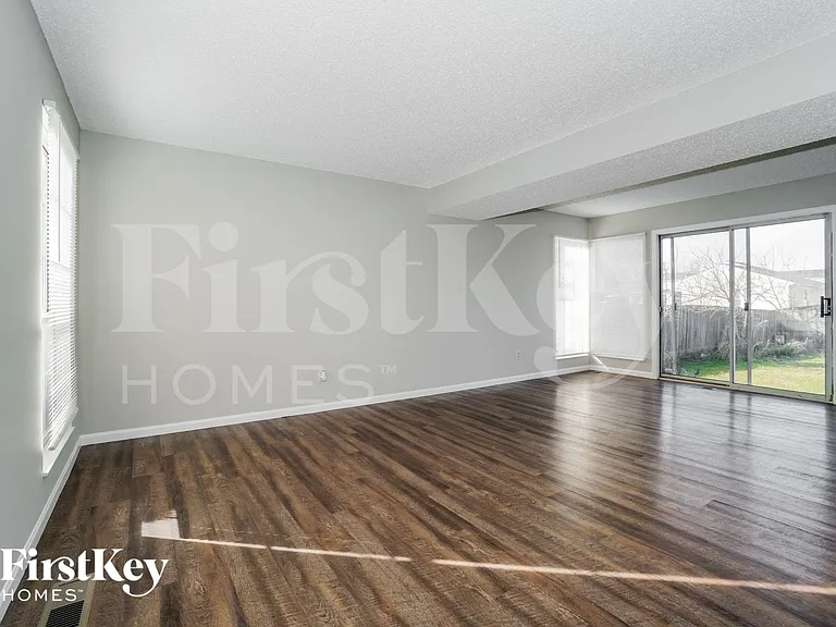 5288 Goldfield Dr — Photo 3