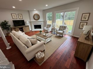 333 Stable View Ter NE, Leesburg, VA 20176