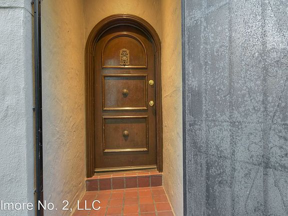 5th image of 3670 Fillmore St #3666