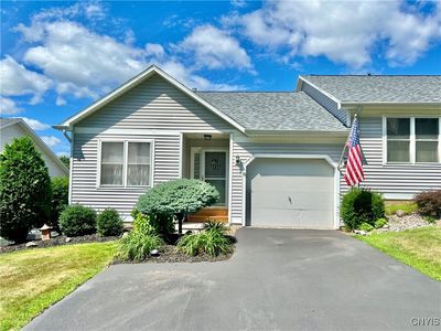 153 Timber Wolf Cir, Syracuse, NY, 13209