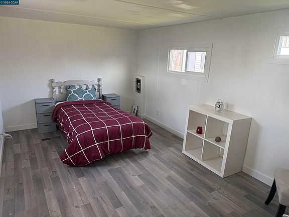 4th image of 3505 Gateway Rd #13M