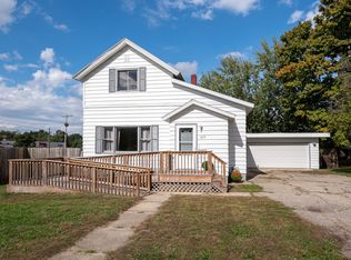 103 E Prairie Ronde St, Dowagiac, MI 49047