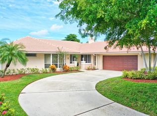 33 Thurston Dr, Palm Beach Gardens, FL 33418