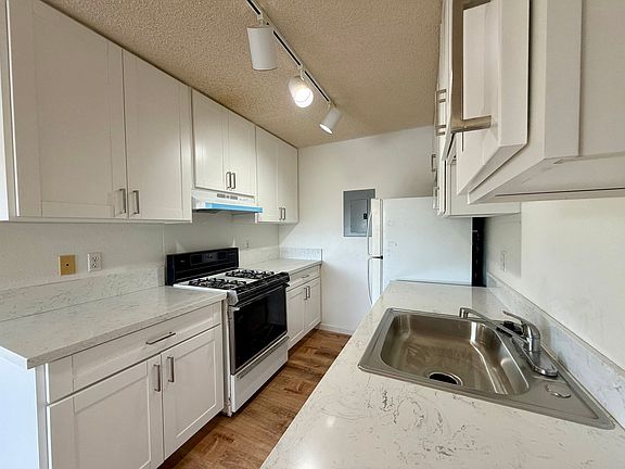 2nd image of 91-1012 Mikohu St APT 17U