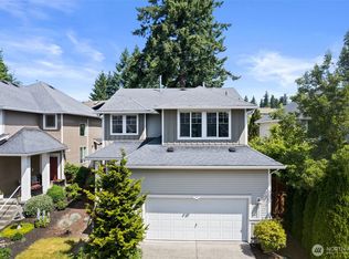21552 SE 275th Ct, Maple Valley, WA 98038