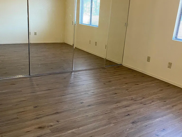 1200 N Buffalo Dr — Photo 18