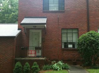 2632 F Greenbrier Rd, Winston Salem, NC 27104