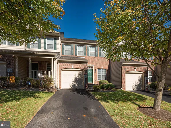 181 Penns Manor Dr, Kennett Square, PA 19348