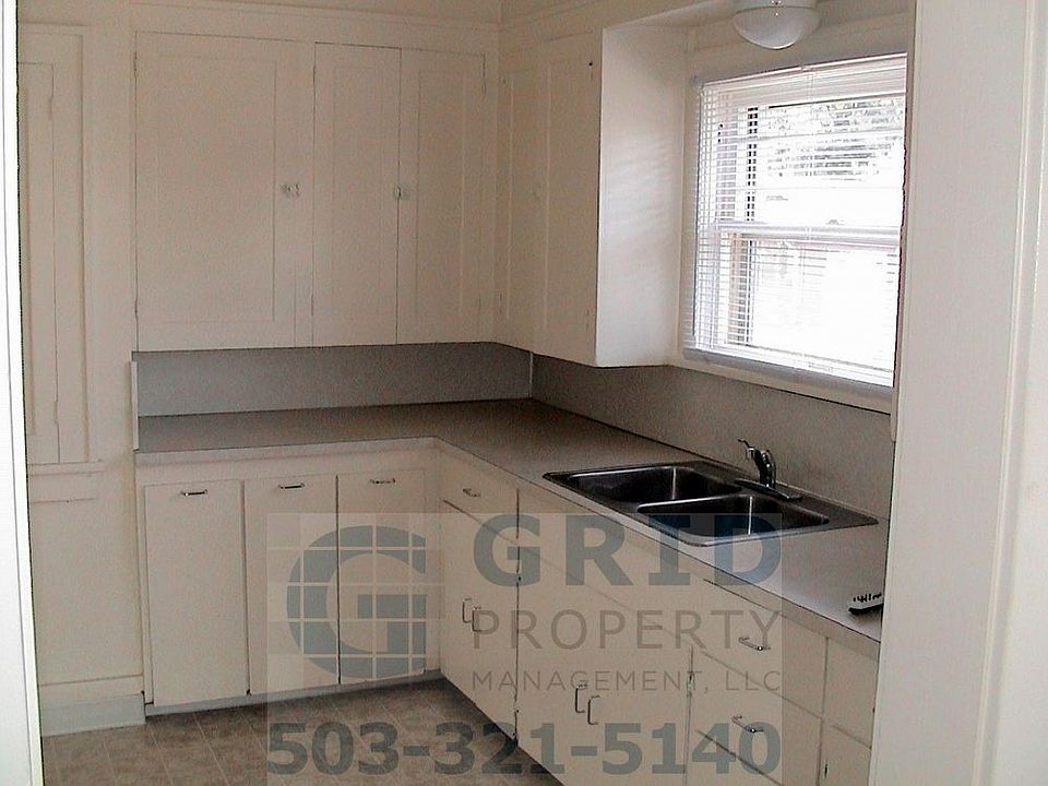2nd image of 9663 SE Harold St