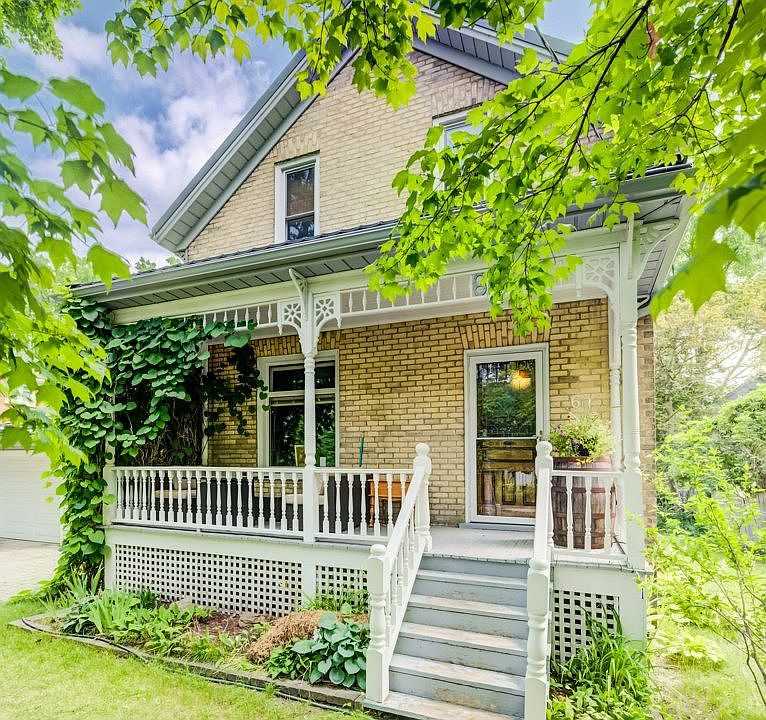 1st image of 6 Tweed St