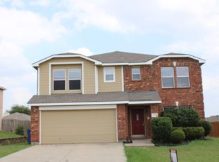 2435 Castle Pines Dr, Burleson, TX 76028