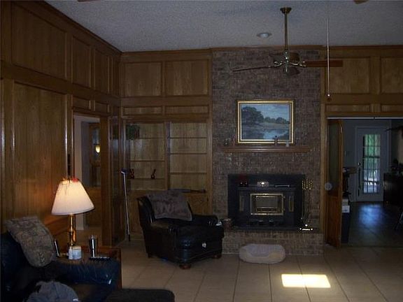 2nd image of 2212 Fulton Dr
