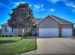 2770 Day Dr, Decatur, IL 62521