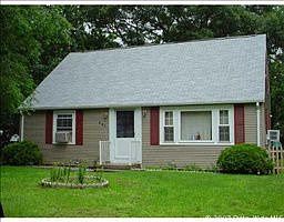 4th image of 441 Namquid Dr
